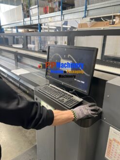 HP Latex 3000 Printer Series - Roll to sheet digital large formate printer - Image 3