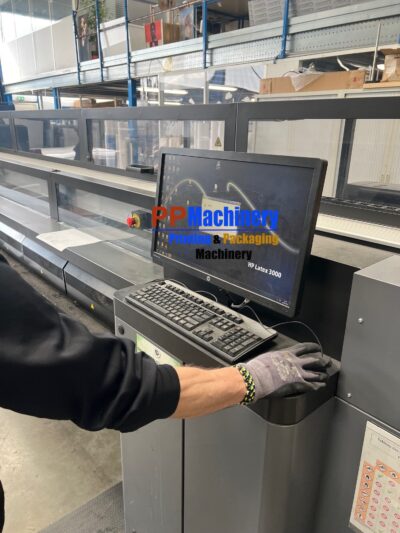 HP Latex 3000 Printer Series - Roll to sheet digital large formate printer - Image 3