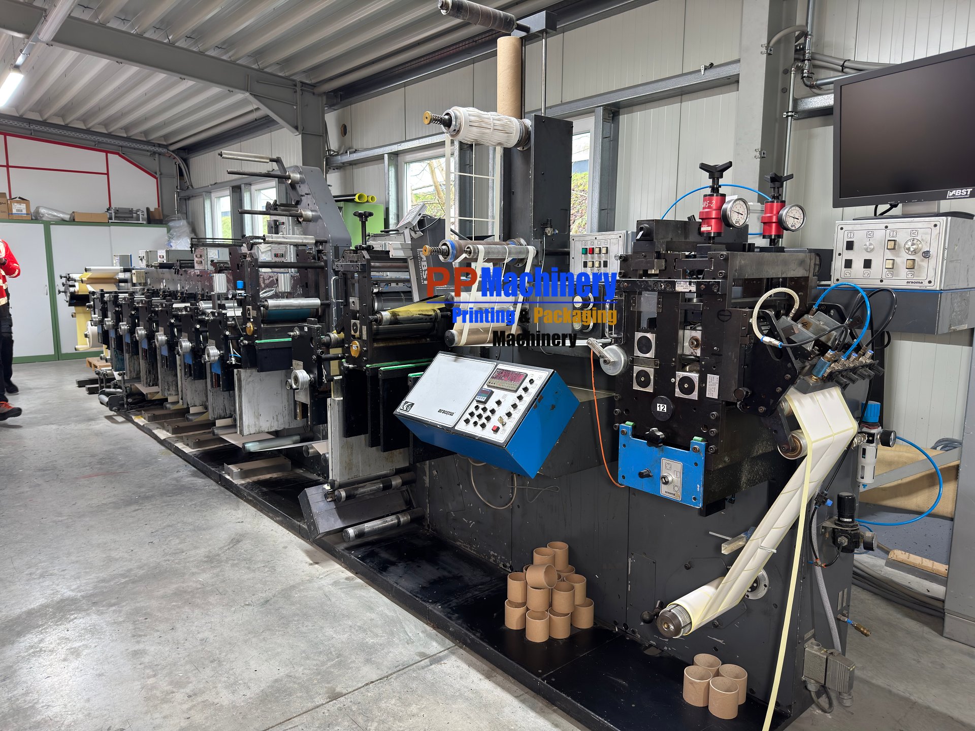 Gallus Arsoma EM 280 8 colours flexo label press